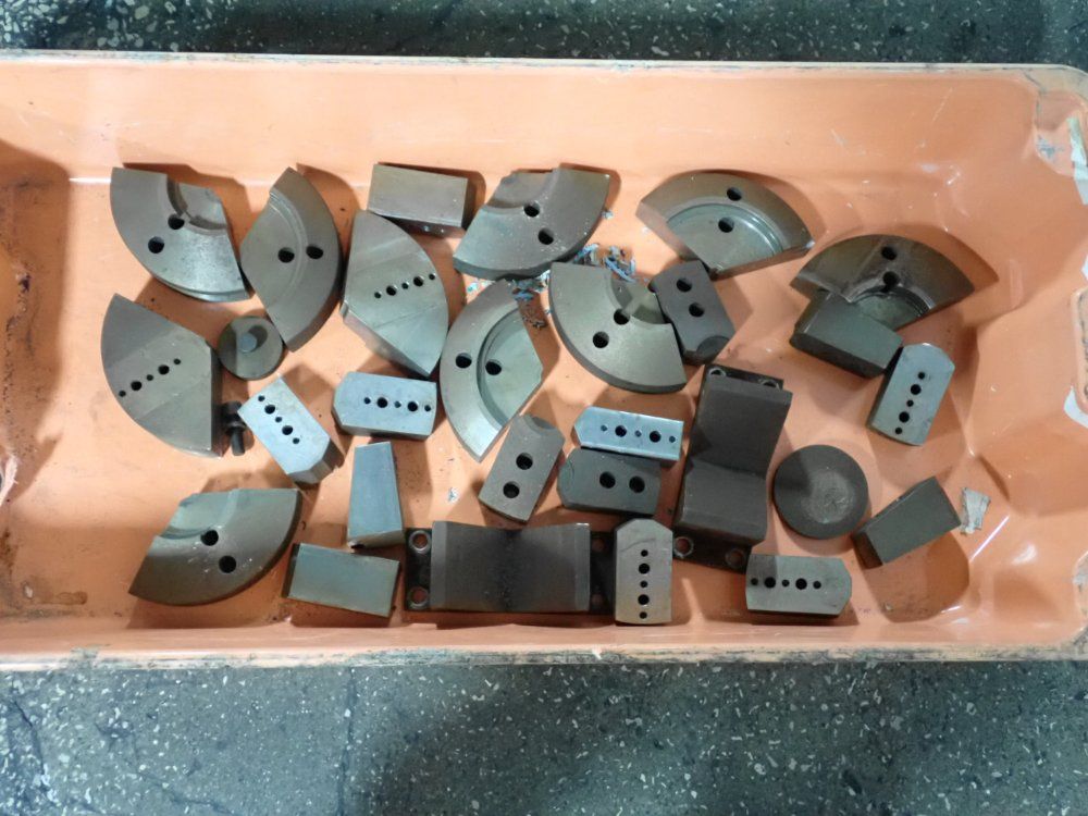Misc. Chuck Jaws, V Blocks