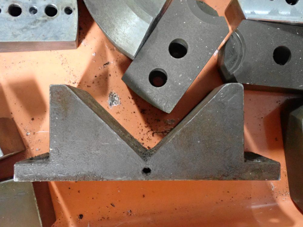 Misc. Chuck Jaws, V Blocks