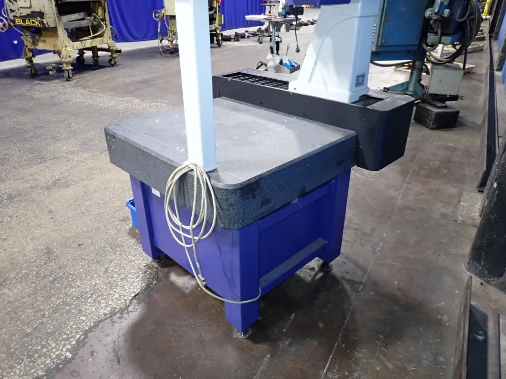 Mitutoyo 32" X 25" Cmm - Crysta-plus M443