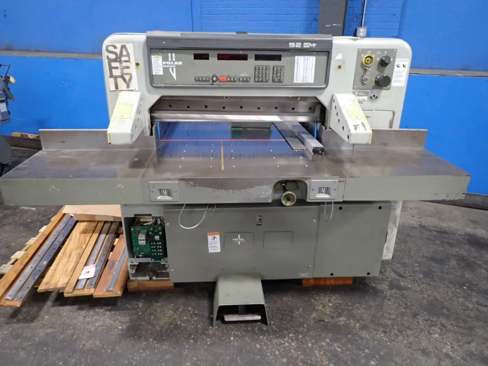 Polar Mohr 37" Paper Shear - 92 Em
