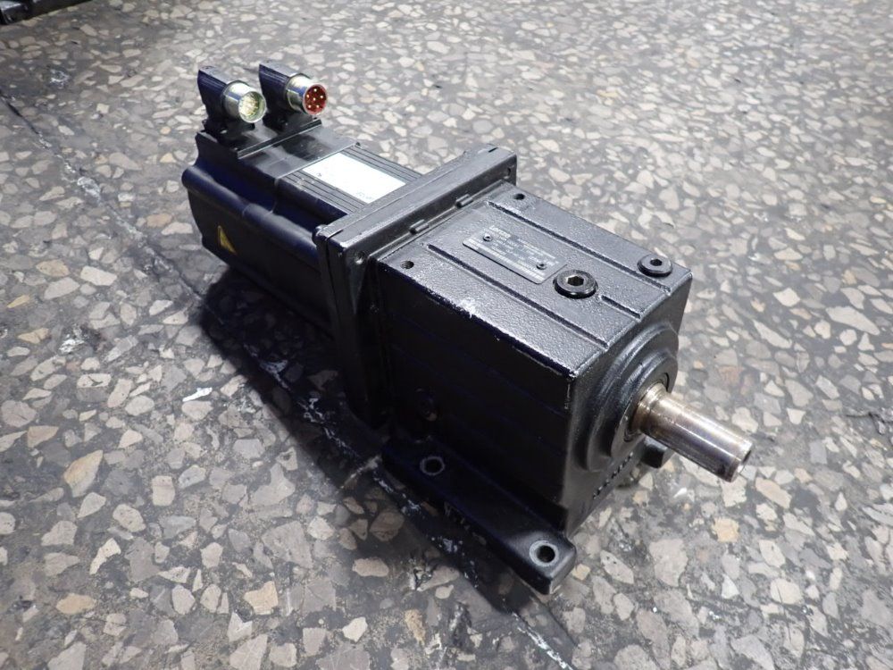Lenze 2.4 Hp Gear Drive - Gst05-2s Vbr 12dc41