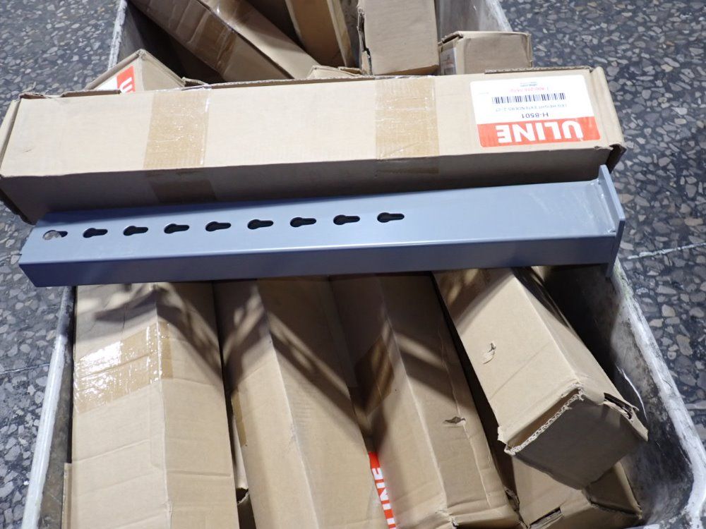 Uline 20" X 2 1/2" X 1 1/2" Leg Height Extenders - H-8501
