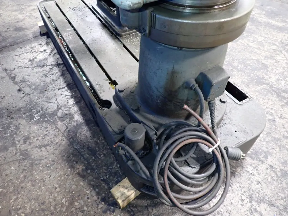 Ooya Machinery Works Co. 14" X 4" Radial Arm Drill - Re2-1450d