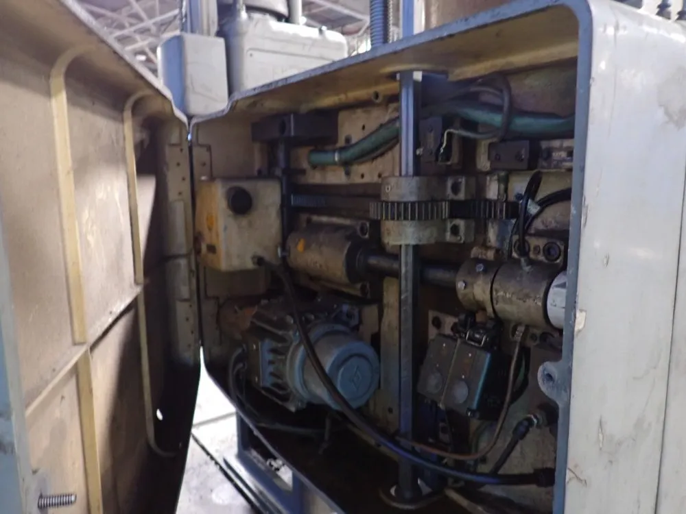 Ooya Machinery Works Co. 14" X 4" Radial Arm Drill - Re2-1450d