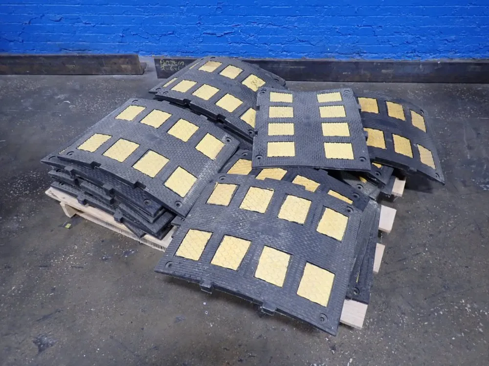 18 1/2" X 23 1/2" Rubber Floor Mats