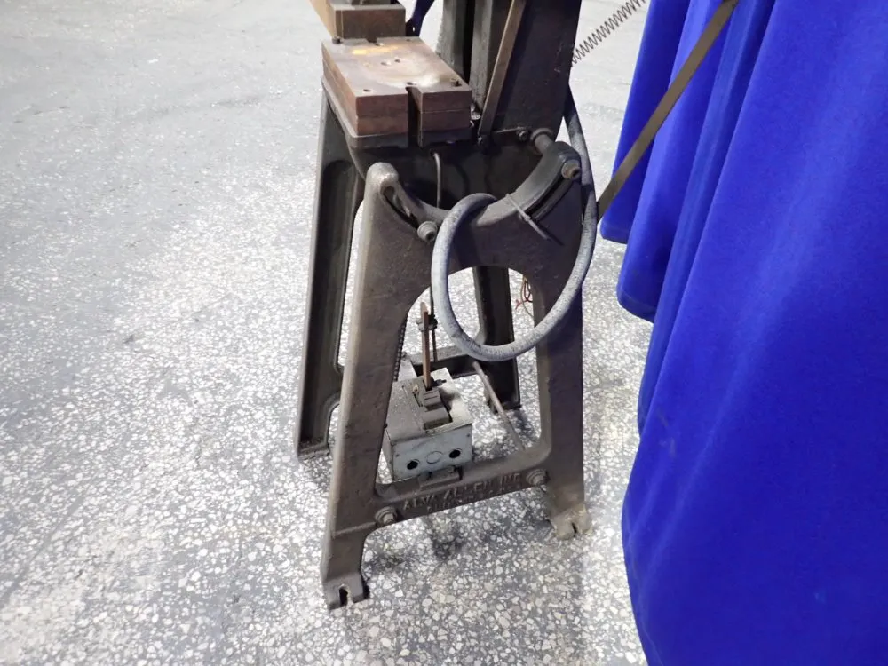 Alva Allen Obi Press - B5-304
