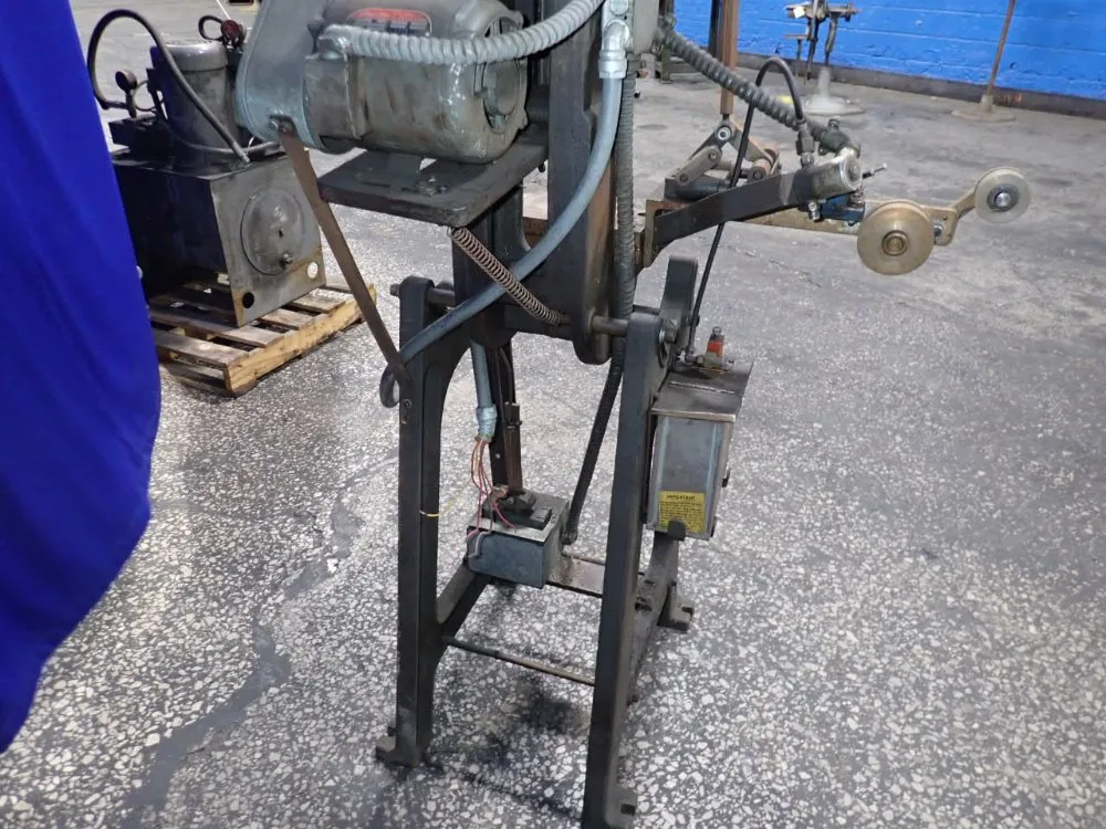 Alva Allen Obi Press - B5-304