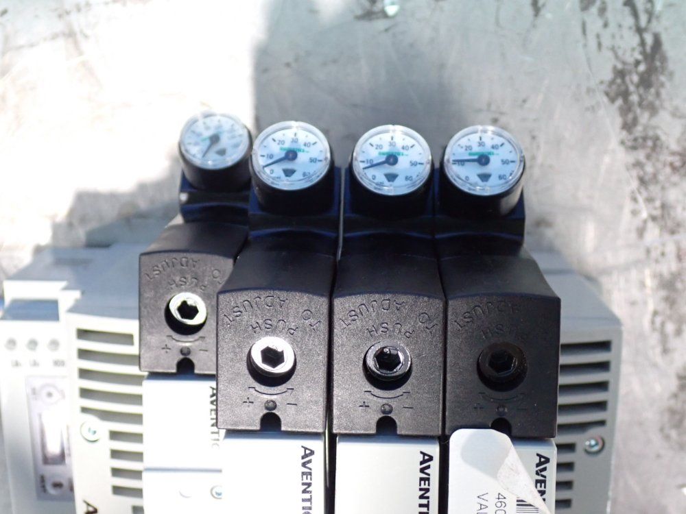 Aventics 115 Psig Pneumatic Solenoid Valve Bank Assembly - Series 503