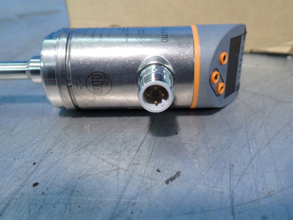 Ifm Electronic Thermal Flow Sensor - Sa4110
