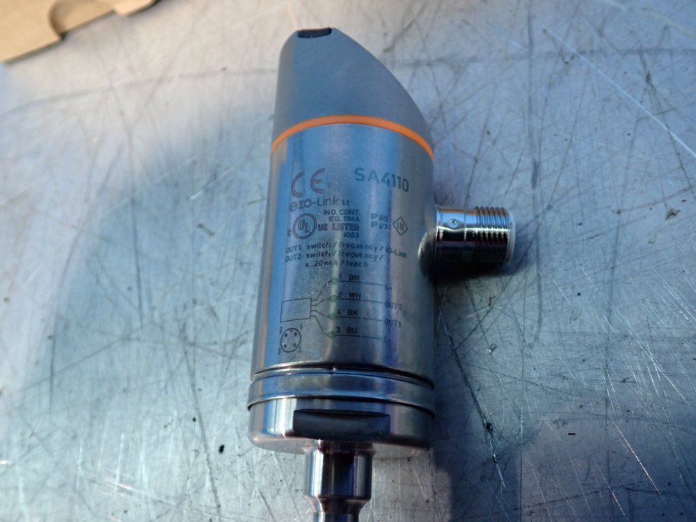 Ifm Electronic Thermal Flow Sensor - Sa4110