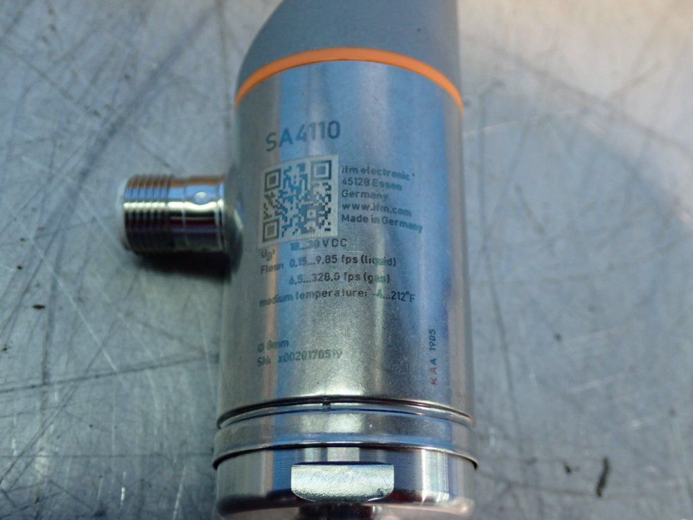 Ifm Electronic Thermal Flow Sensor - Sa4110