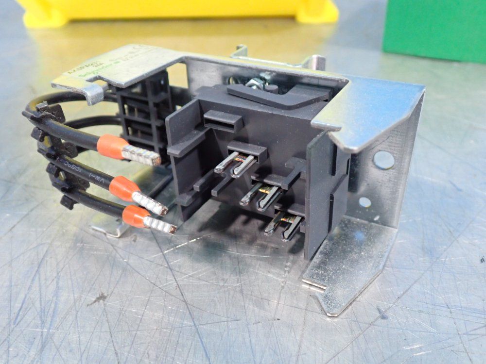 Schneider Electric 25 A Linergy Hk Mounting Plates - Ak5 Pa231