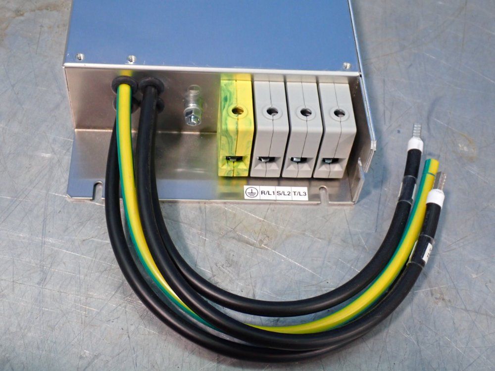 Schneider Electric Input Filter - Vw3a4424
