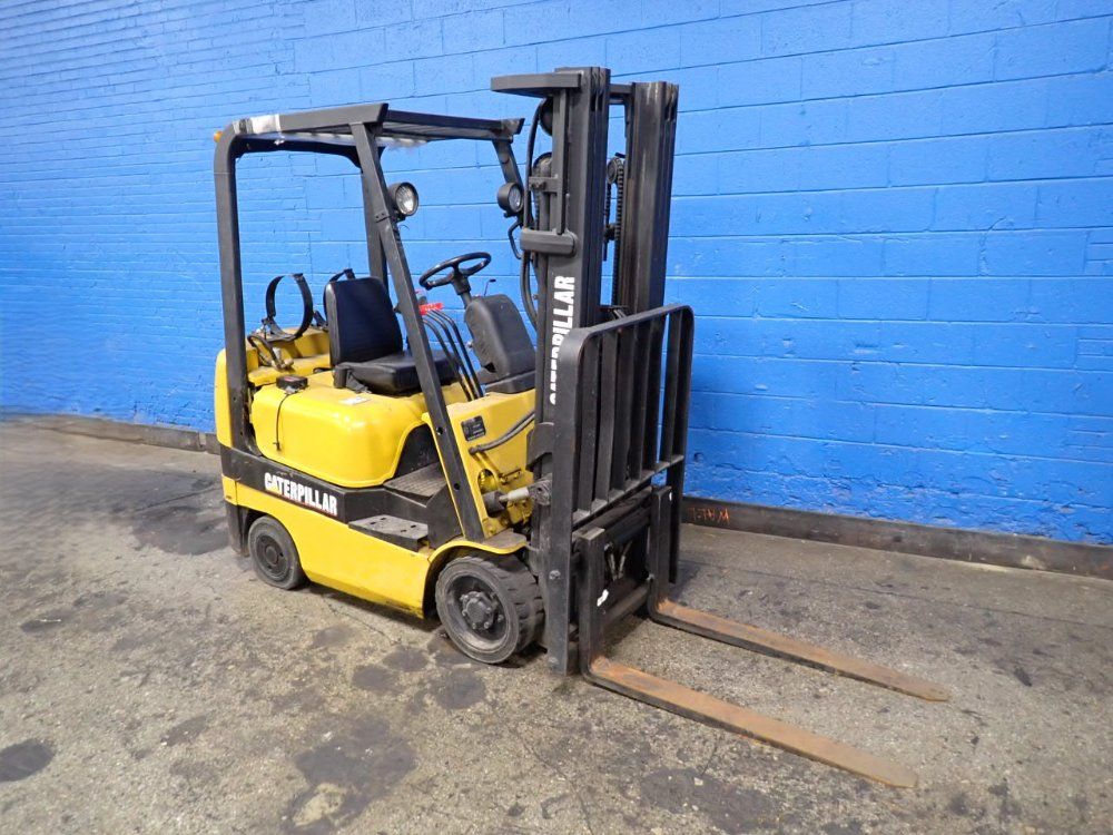 Mitsubishi Caterpillar 2000 Lbs Propane Forklift - Fgc18k | HGR*24