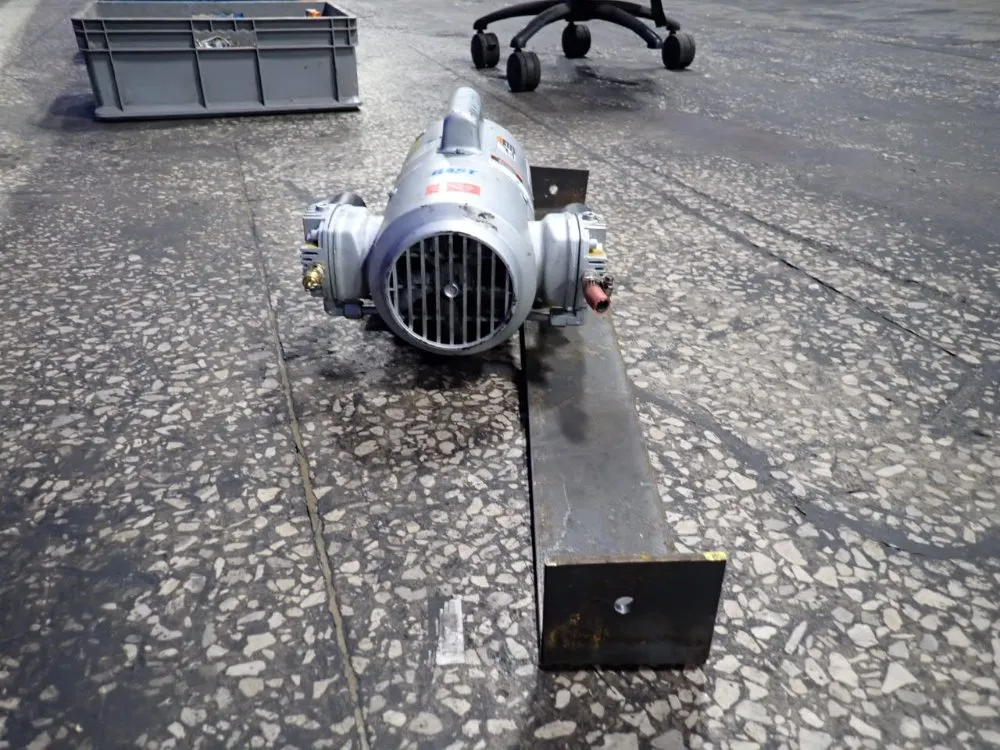 Gast 3/4 Hp Vacuum Pump