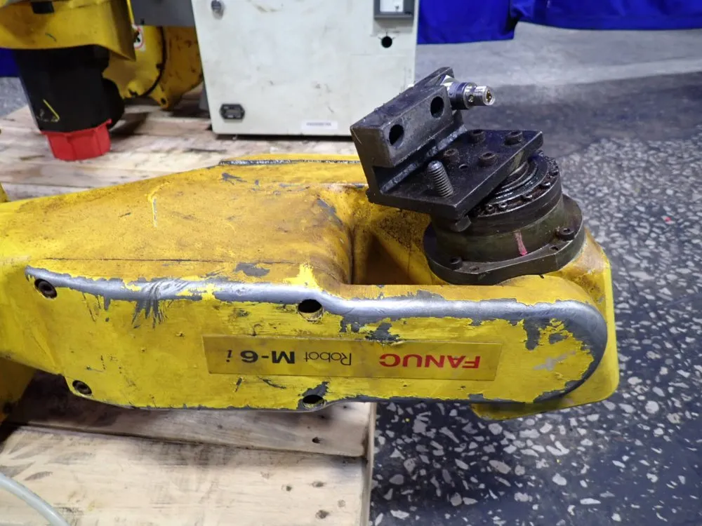 Fanuc Robot - M-6i