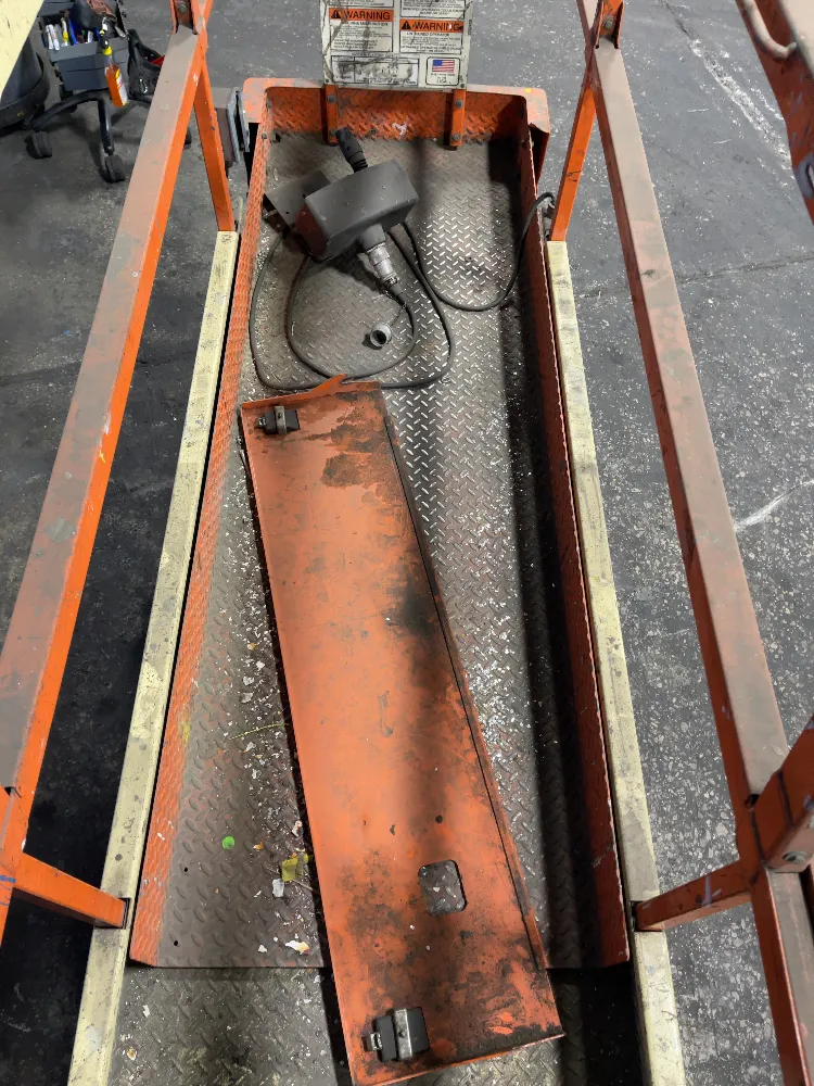Jlg 750 Lbs Scissor Lift - Scr242037bi