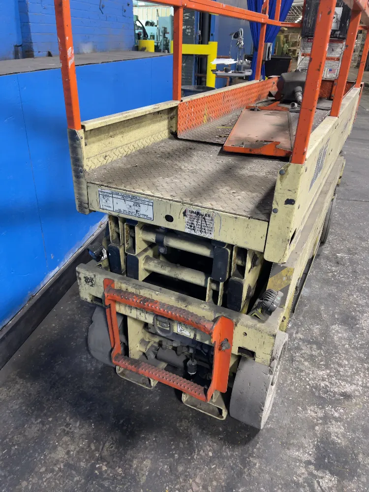 Jlg 750 Lbs Scissor Lift - Scr242037bi