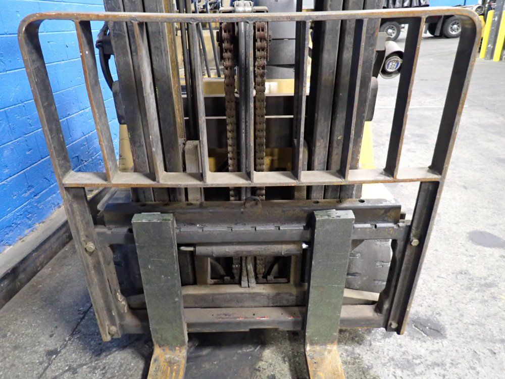 Catepiller 4450 Lbs Propane Forklift - Gc40k-lp-str