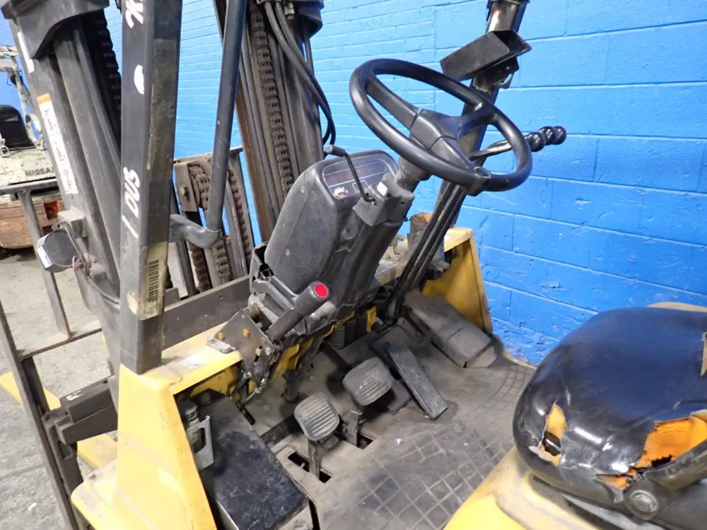 Catepiller 4450 Lbs Propane Forklift - Gc40k-lp-str