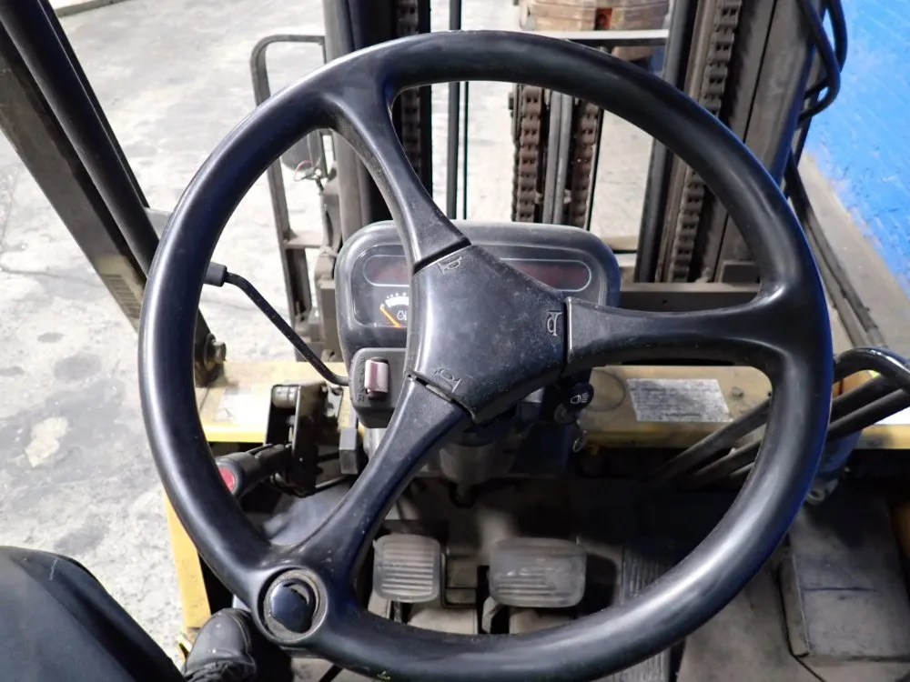 Catepiller 4450 Lbs Propane Forklift - Gc40k-lp-str
