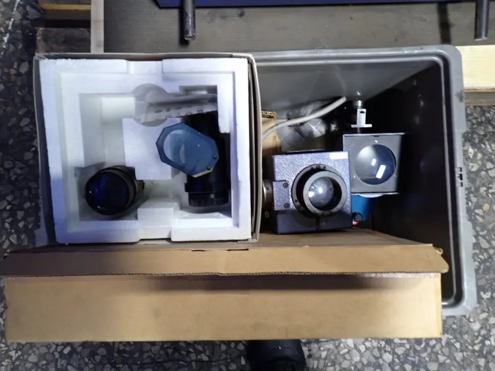 Mitutoyo Optical Comparator - Ph-3500