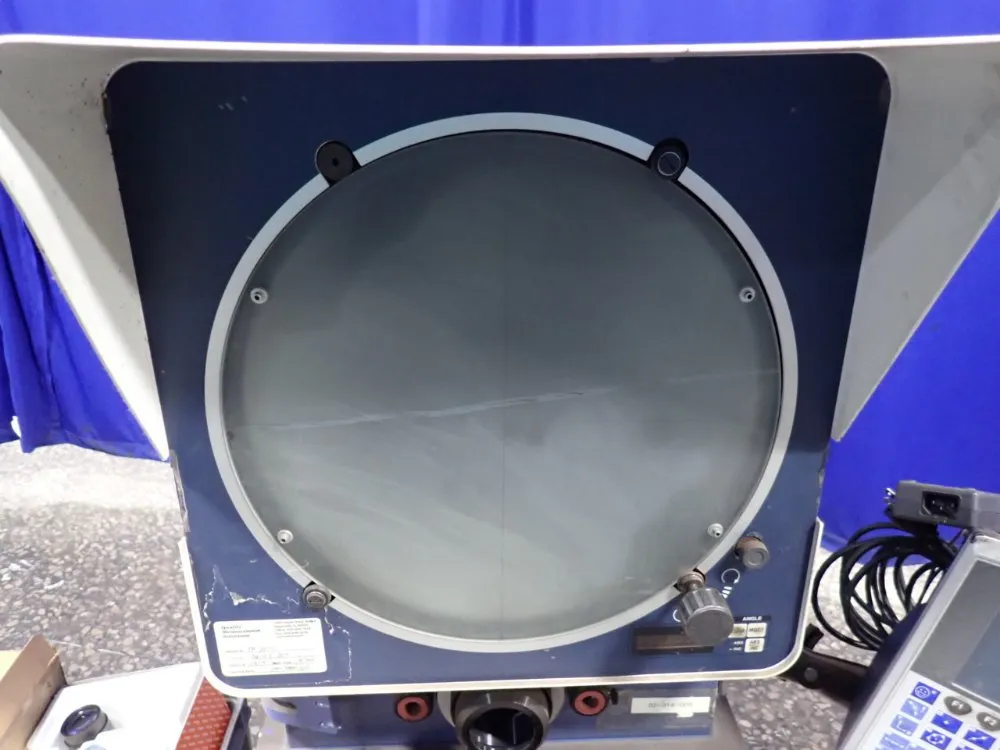 Mitutoyo Optical Comparator - Ph-3500