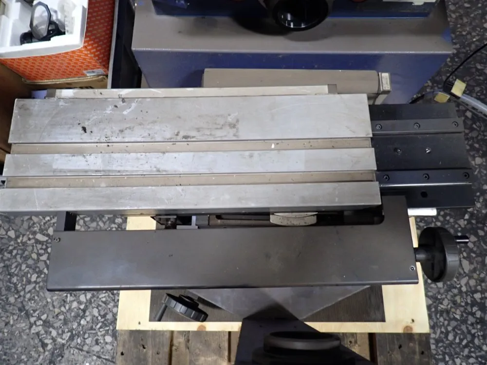 Mitutoyo Optical Comparator - Ph-3500