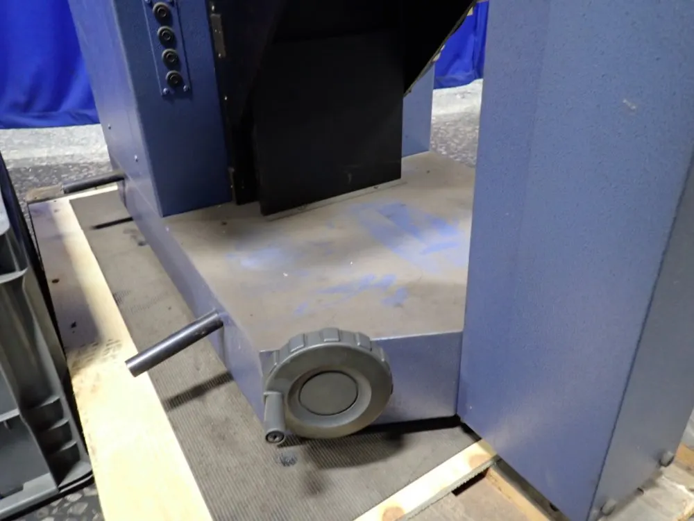 Mitutoyo Optical Comparator - Ph-3500