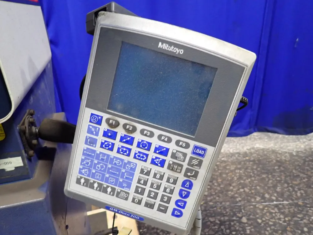 Mitutoyo Optical Comparator - Ph-3500