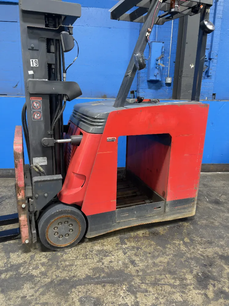 Raymond 4000 Lbs Stand Up Fork Lift - R40-c40tt