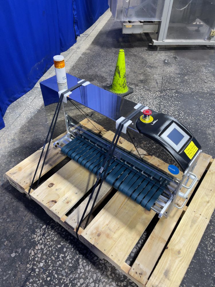 Teknek 25” X 18” Cleaning Machine - Cm8n0600