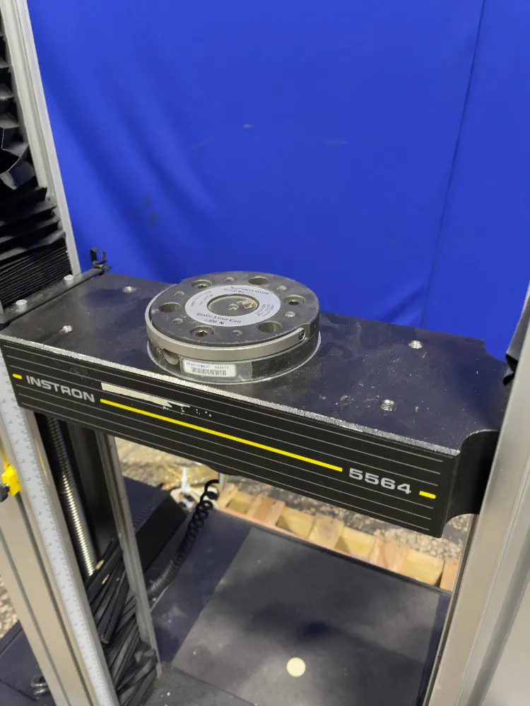 Instron 450 Lbs Universal Testing Machine - 5564-standard