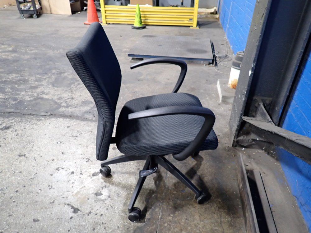 21" X 21" Office Chair - 2360-s2-a10-116-sac-c6-ss2