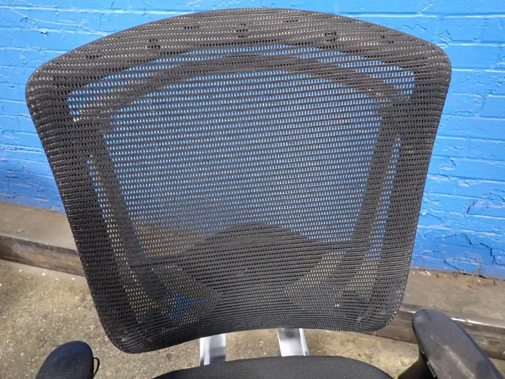 18" X 19" Office Chair
