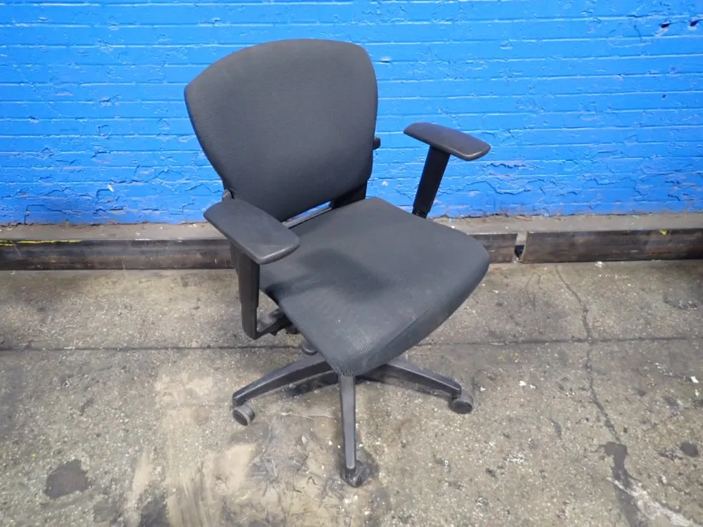 Teknion 19" X 17" Office Chair