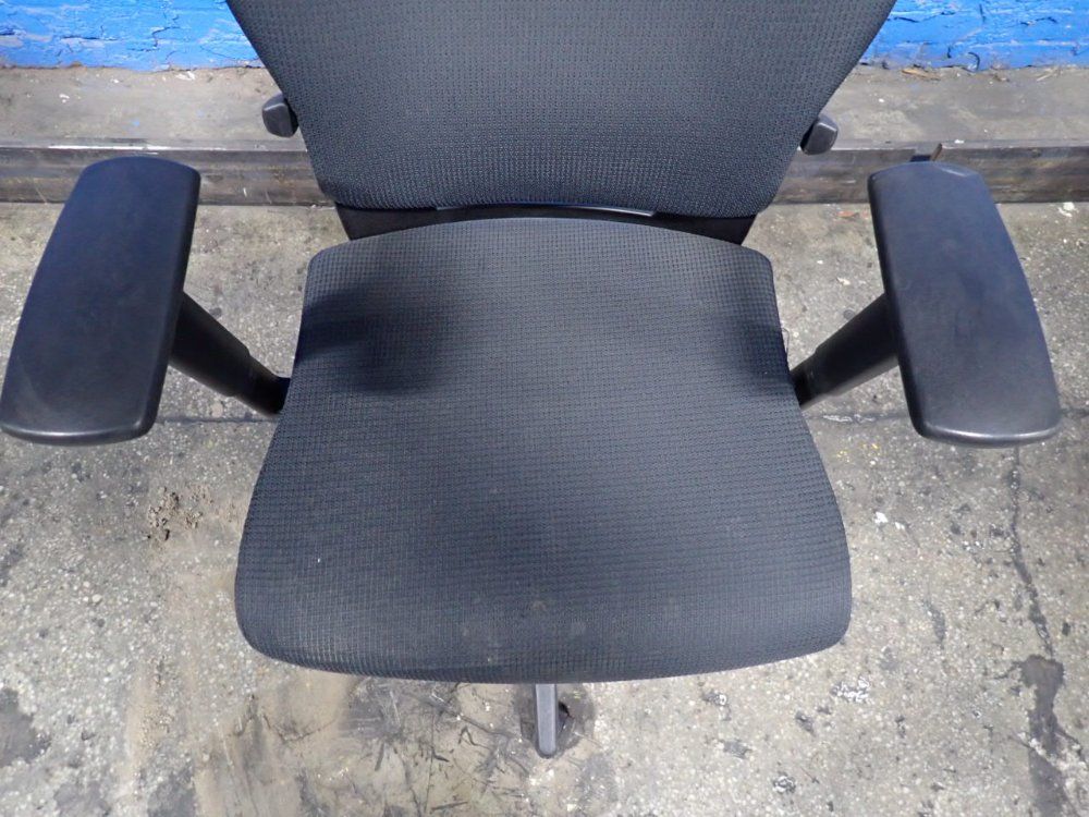 Teknion 19" X 17" Office Chair