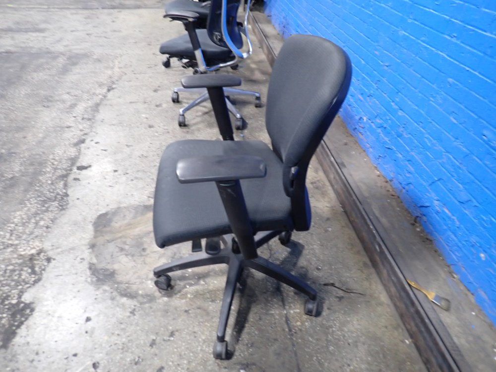 Teknion 19" X 17" Office Chair