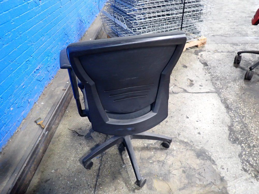 Teknion 19" X 17" Office Chair