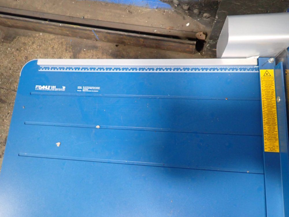 Dahle 44" X 30" Paper Guillotine - 585
