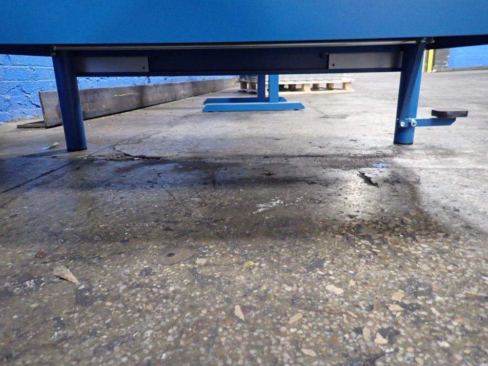 Dahle 44" X 30" Paper Guillotine - 585