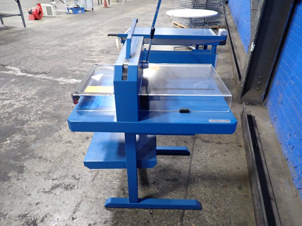Dahle 18" X 19" Paper Guillotine - 848