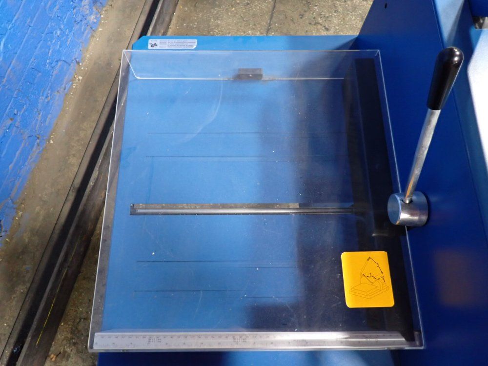 Dahle 18" X 19" Paper Guillotine - 848
