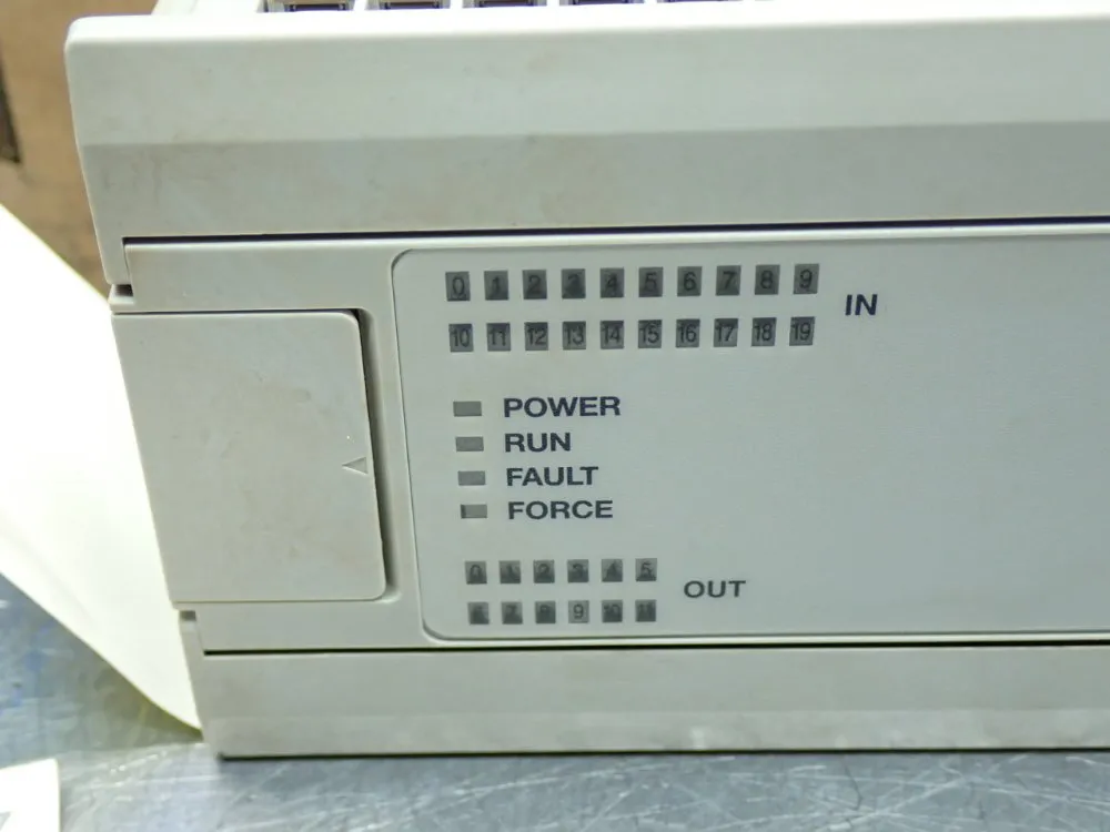 Allen Bradley Micrologix 1000 Programmable Controller - 1761-l32awa