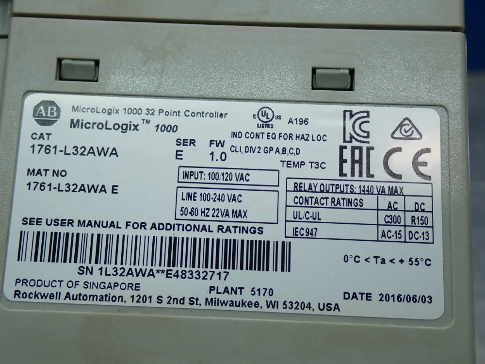 Allen Bradley Micrologix 1000 Programmable Controller - 1761-l32awa
