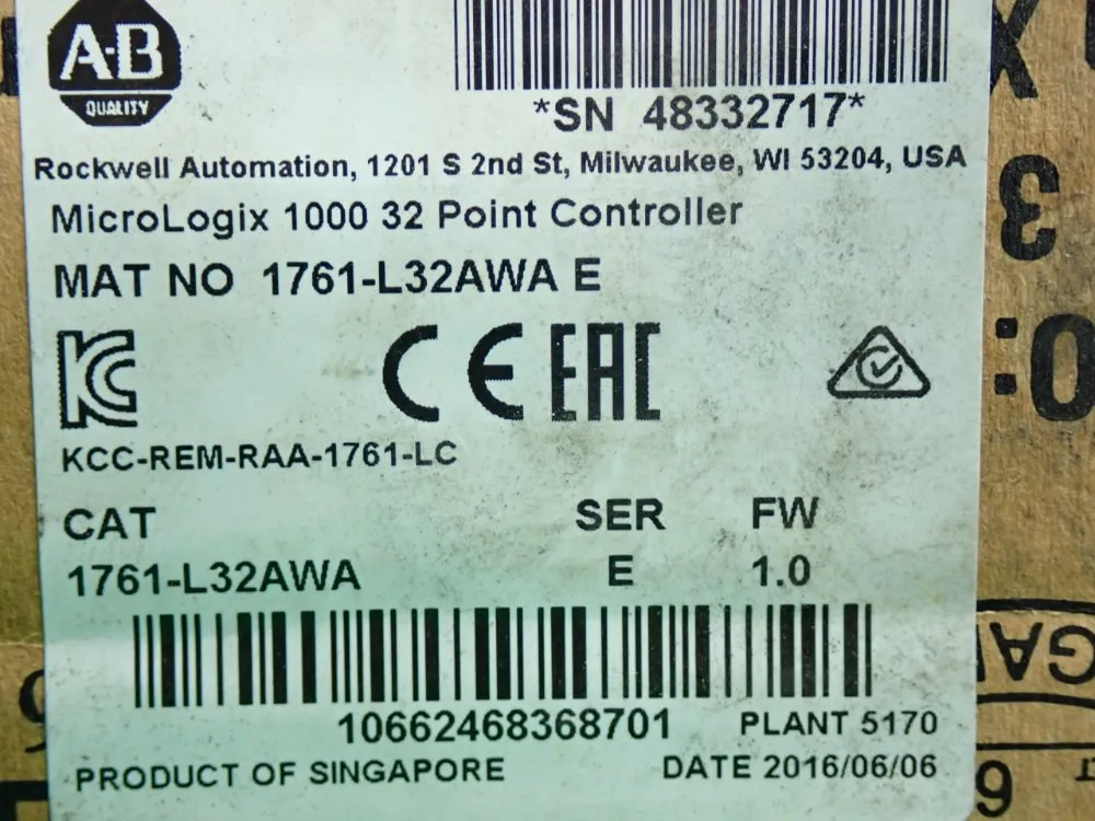 Allen Bradley Micrologix 1000 Programmable Controller - 1761-l32awa