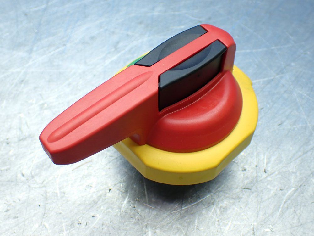 Allen-bradley Red/yellow Operating Handle - 194r-py