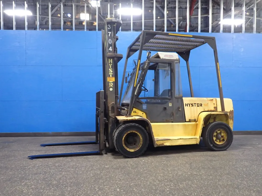 Hyster 14,950 Lbs Diesel Forklift - H155xl2