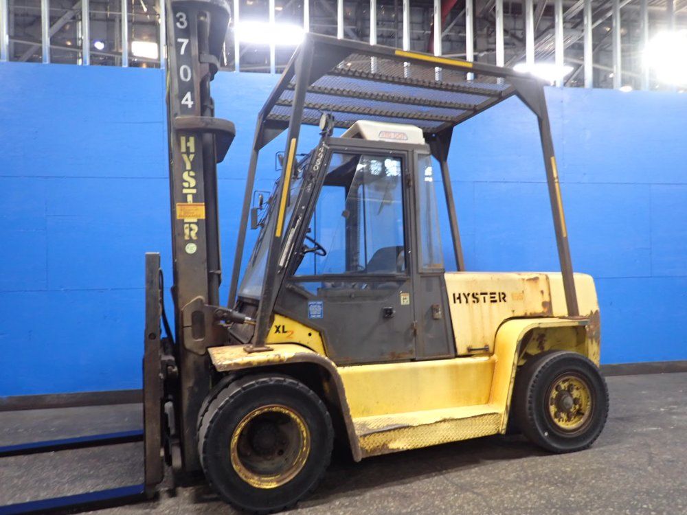 Hyster 14,950 Lbs Diesel Forklift - H155xl2