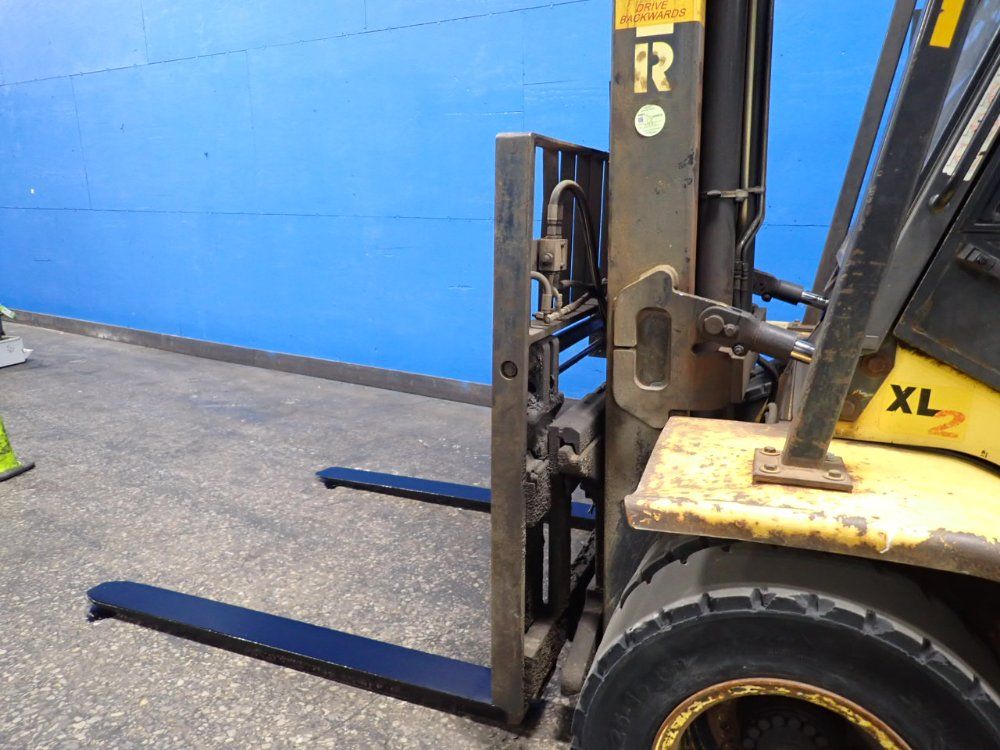 Hyster 14,950 Lbs Diesel Forklift - H155xl2